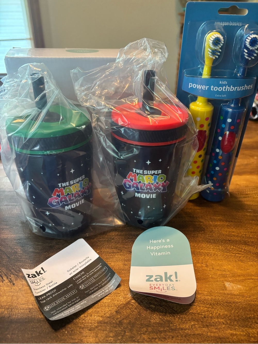 Kelso Mario brothers Zak 2 pack cups nwt plus 2 pack toothbrushes party boys set